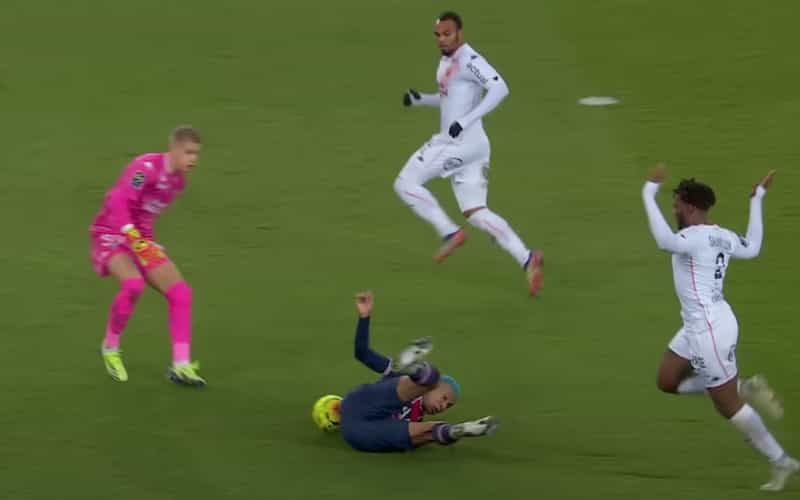 Watch Stade de Reims - PSG for free