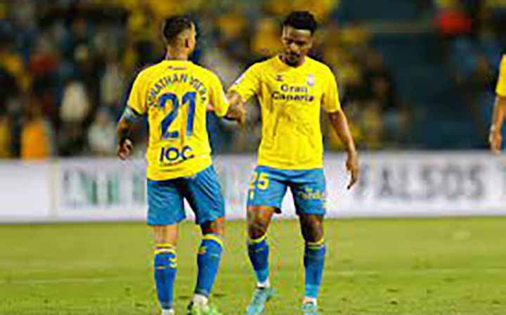 Watch Las Palmas - Cádiz CF for free