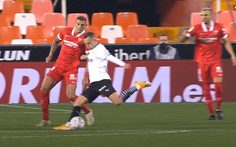 Watch Valencia - Barcelona for free