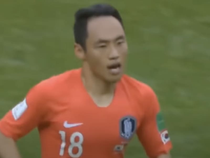 Watch South Korea – Uruguay for free